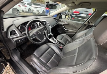 Opel Astra J Sports Tourer 2.0 CDTI ECOTEC 165KM 2012 Opel Astra 2012 r. 2.0 Diesel 165KM, zdjęcie 9