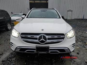 Mercedes GLC C253 2021 Mercedes-Benz GLC 2021, 4x4, 2.0L, od ubezpieczalni 2.0 Benzyna 255KM, zdjęcie 1