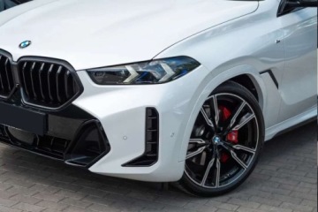 BMW X6 G06 SUV Facelifting 3.0 40d 352KM 2026 BMW X6 Tylna os skretna Zawieszenie pneumatyczne obu osi Duzy Rabat, zdjęcie 5