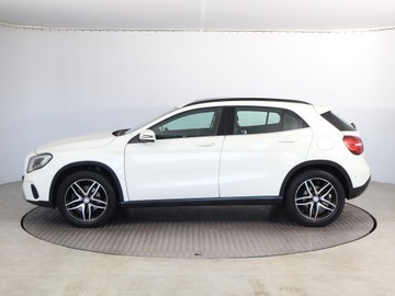 Mercedes GLA I Off-roader 2.0 220 184KM 2017 Mercedes GLA GLA 220 4MATIC, Salon Polska, zdjęcie 2
