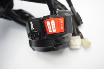 YAMAHA MT-09 TRACER 9 GT ПРАВЫЙ ПЕРЕКЛЮЧАТЕЛЬ