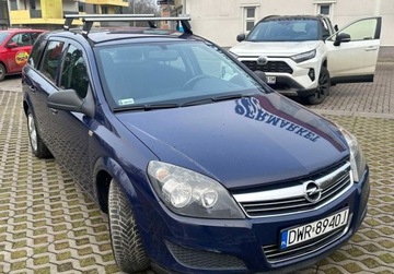Opel Astra H Kombi 1.6 ECOTEC 115KM 2008 Opel Astra 1.6 Benzyna 2011r 1.6 Benzyna 115KM, zdjęcie 3