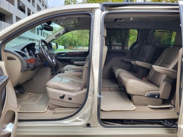 Chrysler Town &amp; Country V 2013 town chrysler Touring L * V6 3.6l benzyna 283KM Dokumentacja *7 Miejsc, zdjęcie 19