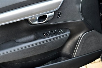 Volvo V90 II Kombi 2.0 D3 150KM 2017 Volvo V90 2,0 D3 150Km Full Led Skóra Grzana, zdjęcie 4