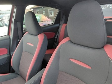 Toyota Yaris IV 2019 Toyota Yaris Hybryda Automat Kamera Radar Asystent 1.5 Hybryda 75KM, zdjęcie 13