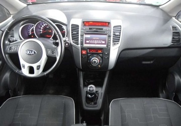 Kia Venga Mikrovan 1.6 DOHC CVVT 125KM 2014 Kia Venga 1.6 benzyna 125 KM 0 Kamera_Panorama-Grzane fotele 1.6 Benzyna, zdjęcie 4