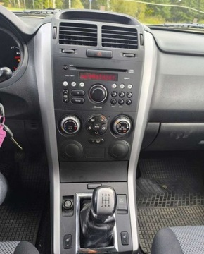 Suzuki Grand Vitara II SUV 1.6 i 16V 106KM 2006 Suzuki Grand Vitara Oplacony udokumentowany przebieg bezwypadkowy sprawny, zdjęcie 18