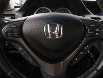 Honda Accord VIII Sedan 2.0 VTEC 156KM 2014 Honda Accord 2.0 i-VTEC, GAZ, Xenon, Bi-Xenon, zdjęcie 17