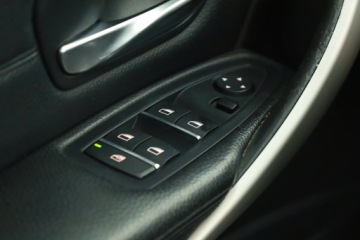 BMW Seria 3 F30-F31-F34 Touring Facelifting 2.0 320i 184KM 2017 BMW 3 320 i xDrive, Salon Polska, 4X4, Automat, zdjęcie 16