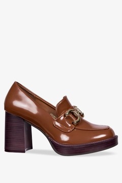 ЛЕГКИЕ ЛОФЕРЫ ЖЕНСКИЕ С ЗОЛОТОЙ ПРЯЖКОЙ, МЯГКОЙ ВСТАВКОЙ, размер 39