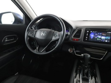 Honda HR-V II SUV 1.5 i-VTEC 130KM 2018 Honda HR-V Automat Exclusive Panorama Navi, zdjęcie 15