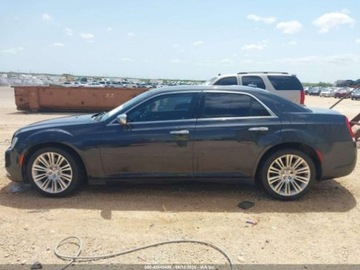 Chrysler 300C II 2015 Chrysler 300C Platinum 2015 5.7l 5.7 Benzyna 363KM, zdjęcie 2