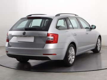 Skoda Octavia III Kombi Facelifting 2.0 TDI 150KM 2017 Skoda Octavia 2.0 TDI, Salon Polska, Serwis ASO, zdjęcie 4