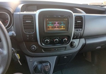 Renault Trafic III 2019 Renault Trafic Renault Trafic Combi 3,0t Life 2.0 Diesel 120KM, zdjęcie 19