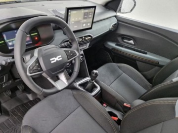 Dacia Sandero III Stepway 1.0 TCe 110KM 2025 Od ręki - Stepway Extreme 1.0 TCe 110KM / Pakiet Zimowy, Easy, zdjęcie 6