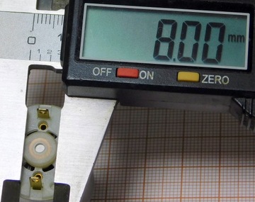 Двигатель JOHNSON 12 В, ось 2 мм BOSCH [105]B