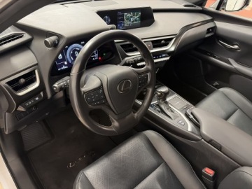 Lexus UX 2019 Lexus UX 250h Prestige AWD Lexus UX 250h Prestige+, zdjęcie 9