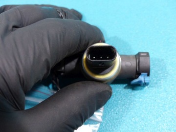 Датчик давления топлива 3 -контактный Volvo S60 II 2.0 T2