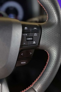 Toyota C-HR II SUV 2.0 Hybrid Dynamic Force 197KM 2024 Toyota C-HR 2.0 Hybrid Dynamic Force GR Sport 2.0 Hybryda 197KM, zdjęcie 11