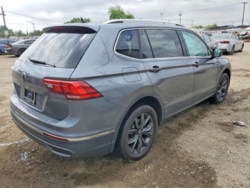 Volkswagen Tiguan II 2022 Volkswagen Tiguan 2022 VOLKSWAGEN TIGUAN SE 2.0 Benzyna 184KM, zdjęcie 4