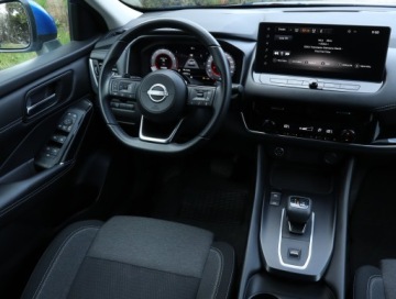 Nissan Qashqai III Crossover 1.3 DIG-T MHEV 158KM 2023 Nissan Qashqai 1.3 DIG-T MHEV, Salon Polska, zdjęcie 6