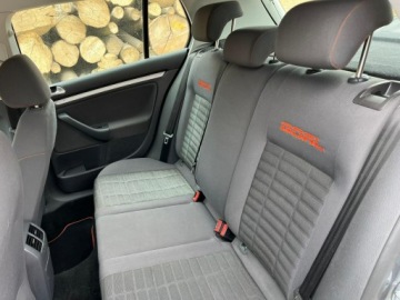 Volkswagen Golf V Hatchback 1.4 80KM 2006 Volkswagen Golf V, zdjęcie 13