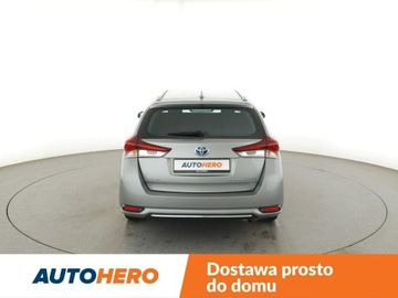 Toyota Auris II Touring Sports Facelifting 1.8 Hybrid 136KM 2016 Toyota Auris HEV automat navi kamera cofania, zdjęcie 5