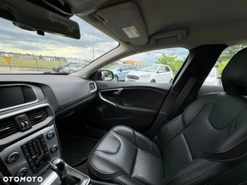 Volvo V40 II Hatchback 2.0 D3 150KM 2015 Volvo V40 II 2.0 D2, 150 KM , Ocean Race, zdjęcie 15