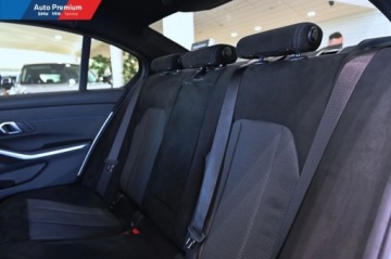 BMW Seria 3 G20-G21 Limuzyna 2.0 320i 184KM 2024 BMW Seria 3 320i xDriveFV23Adaptacyjne Reflektory LED 2.0 Benzyna 184KM, zdjęcie 10