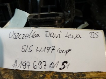 IDEALNI TĚSNĚNÍ DVEŘE LEVÝ MERCEDES SLS W197 1