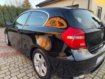 BMW Seria 1 E81/E87 Hatchback 5d E87 2.0 118d 143KM 2010 BMW Seria 1 BMW Seria 1 E8E87 2.0 2.0 Diesel 143KM Super Stan, zdjęcie 22