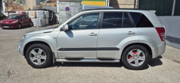 Suzuki Grand Vitara II SUV 1.9 DDiS 129KM 2007 SUZUKI GRAND VITARA II 1.9 DDiS 4x4 Napęd na 4 koła 129 KM, zdjęcie 4