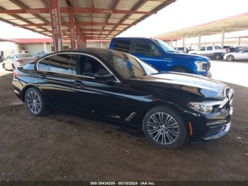 BMW Seria 5 G30-G31 Limuzyna 520i 184KM 2020 BMW Seria 5 2020 BMW 5 Series 530e iPerformance Plug-In Hybrid 2.0 Benzyna, zdjęcie 12