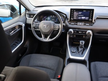 Toyota RAV4 V SUV 2.5 Hybrid Dynamic Force 222KM 2020 Toyota RAV 4 2.5 Hybrid, Salon Polska, zdjęcie 6