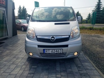 Opel Vivaro A Combi L1 2.0 CDTI 115KM 2013 Opel Vivaro Opel Vivaro 2.0 CDTI L1H1 Design Edition 2.0 Diesel 114KM, zdjęcie 8