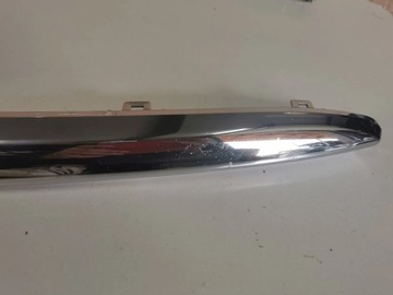 Listwa, chrom zderzaka przedniego TOYOTA Auris II 2.186