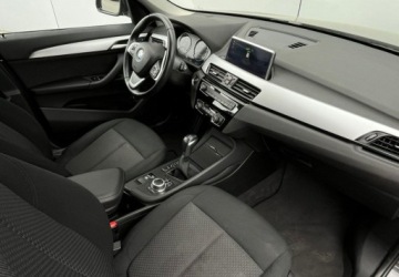 BMW X1 F48 Crossover Plug-In 1.5 25e 220KM 2021 BMW X1 xDrive Plug-In PDC Automat Led Navi Tempomat FV23 1.5, zdjęcie 15