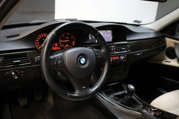 BMW Seria 3 E90-91-92-93 Touring E91 2.0 318d 143KM 2011 BMW 318 Podgrzewane fotele*Jasne skóry*Klima, zdjęcie 9