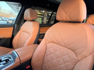 BMW X7 2024 BMW X7 xDrive 40i M Sport Line 2024 3.0 Benzyna 375KM, zdjęcie 20