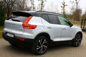 Volvo XC40 2020 Volvo XC 40 T5 PLUG IN HYBRID 262KM R-DESIGN Bezwypadkowy 100 Serwis FV23, zdjęcie 20