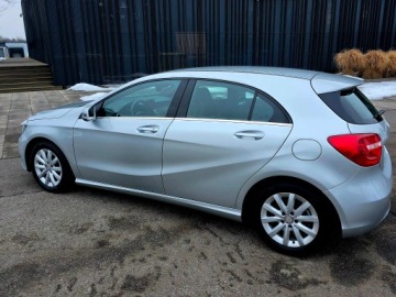Mercedes Klasa A W176 Hatchback 5d 1.6 180 BlueEFFICIENCY 122KM 2014 Mercedes A180 Aklasa bdb stan, zdjęcie 9