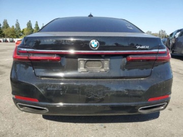 BMW Seria 7 G70 2022 BMW Seria 7 740 I 2022 3.0l 3.0 Benzyna 335KM, zdjęcie 2