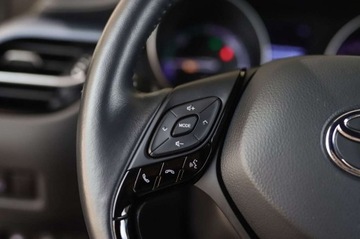 Toyota C-HR I Crossover Facelifting 1.8 Hybrid 122KM 2021 Toyota C-HR 1.8 Hybrid Style 1.8 Hybryda 122KM, zdjęcie 35