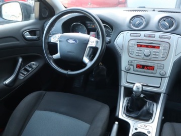 Ford Mondeo IV Kombi 1.8 Duratorq TDCi 125KM 2010 Ford Mondeo 1.8 TDCi, Salon Polska, Klima, zdjęcie 6
