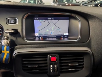 Volvo V40 II Hatchback Facelifting 2.0 D2 120KM 2019 Volvo V40 2.0, 120 KM, Automat, Nawi, Kamera,, zdjęcie 11