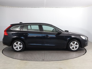 Volvo V60 I Kombi 2.0 T5 240KM 2011 Volvo V60 T5 2.0, Salon Polska, Automat, Skóra, zdjęcie 5