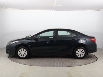 Toyota Corolla X Sedan Facelifting 1.6 Valvematic 132KM 2014 Toyota Corolla 1.6 Valvematic, Salon Polska, zdjęcie 2