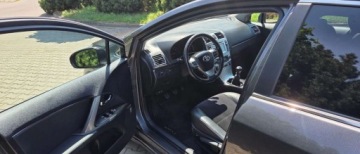 Toyota Avensis III Wagon Facelifting 1.8 Valvematic 147KM 2015 Toyota Avensis NaviKameraPrzebieg wpisuje na fakturzeOrg. lakier1 wlascici, zdjęcie 19