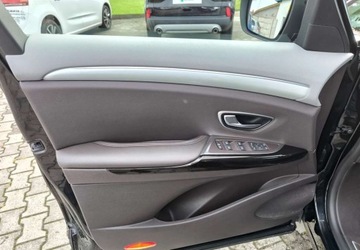 Renault Espace V Van 1.6 Energy dCi 160KM 2015 Renault Espace Renault Espace 1.6 dCi Energy Zen EDC 7os 1.6 Diesel 160KM, zdjęcie 21