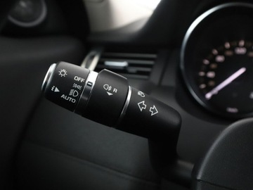 Land Rover Range Rover Evoque I SUV 5d Facelifting 2.0D TD4 150KM 2015 Land Rover Range Rover Evoque 2.0Td4 HSE, zdjęcie 33